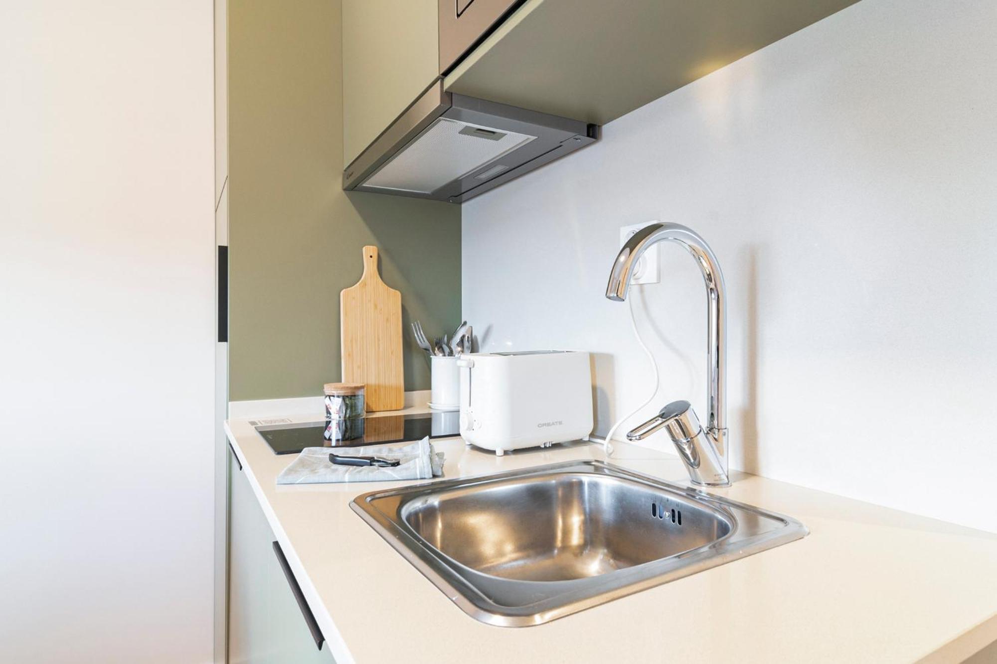 Metropolitan Living Lisbon - Campolide Apartment Exterior photo
